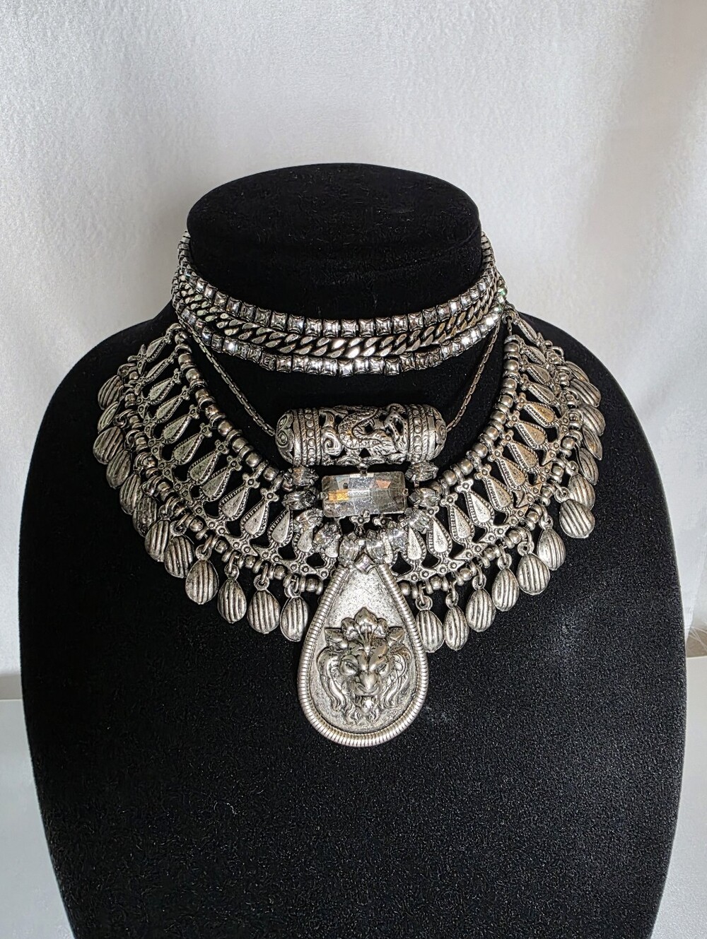 Dylonlex Falkor Staement Choker Necklace 12"+4 New